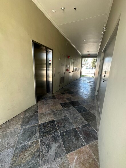 More Photos Of 1108 Sartori Ave, Torrance Office Residential For Sale