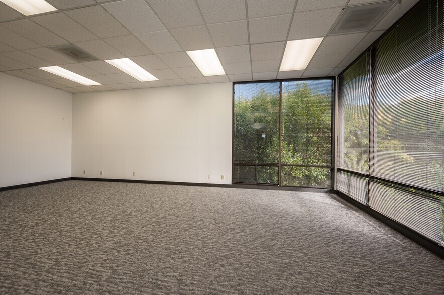 More Photos Of 11573 Los Osos Valley Rd, San Luis Obispo Office For Lease