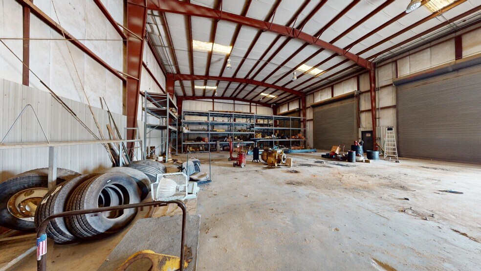 More Photos Of 11708 GA Highway 24 W, Sandersville Warehouse For Sale