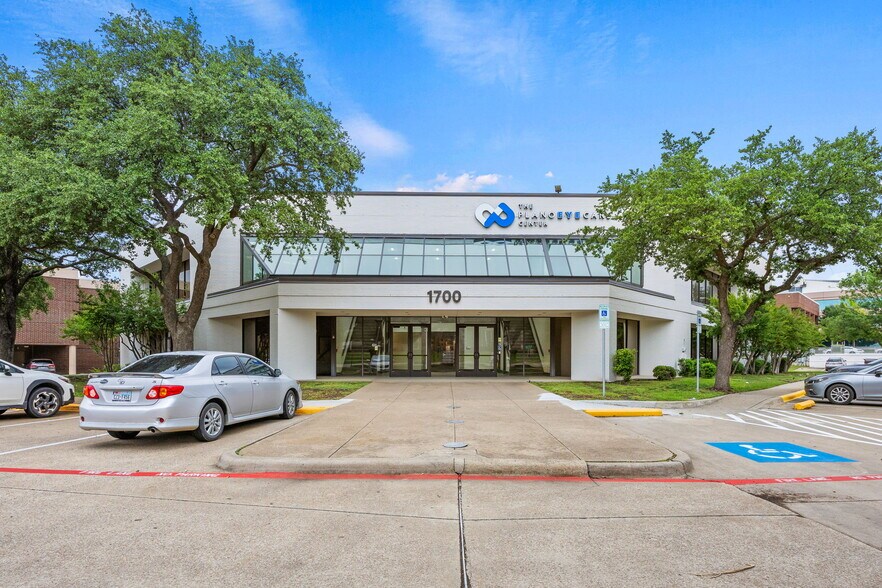 More Photos Of 1700 Coit Rd, Plano Medical For Lease