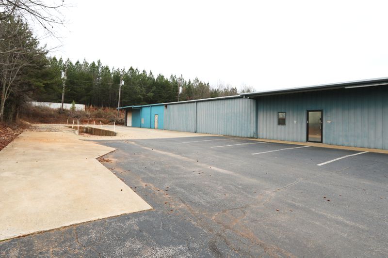 More Photos Of 151 Tandem Dr, Greer Flex For Lease