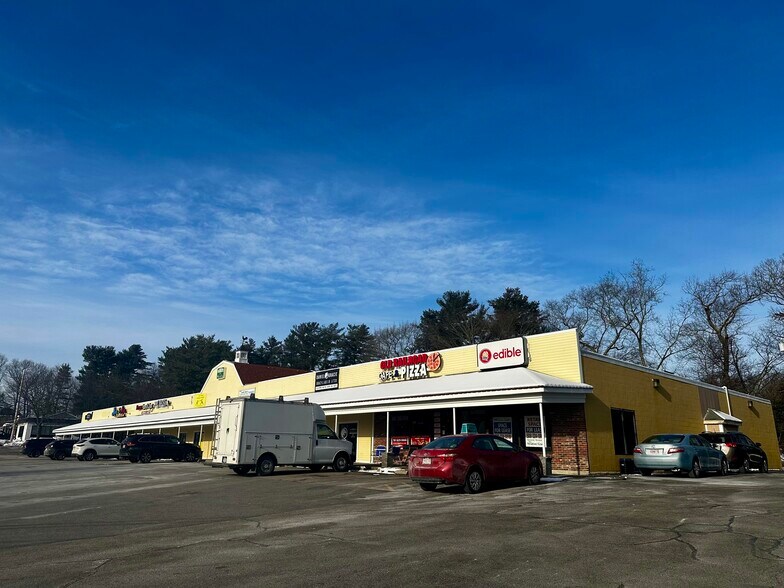 More Photos Of 386 Columbia Rd, Hanover General Retail For Lease