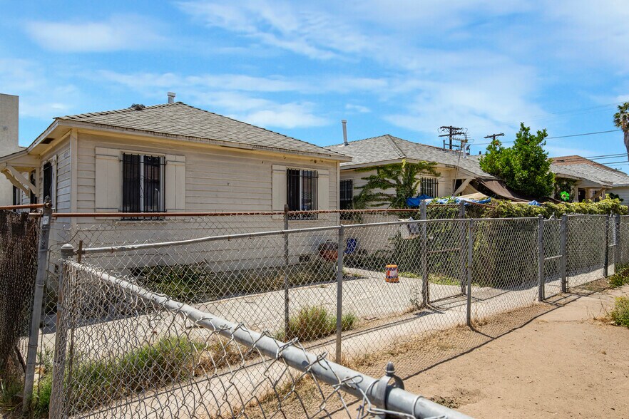 More Photos Of 9309 S Western Ave, Los Angeles Apartments For Sale