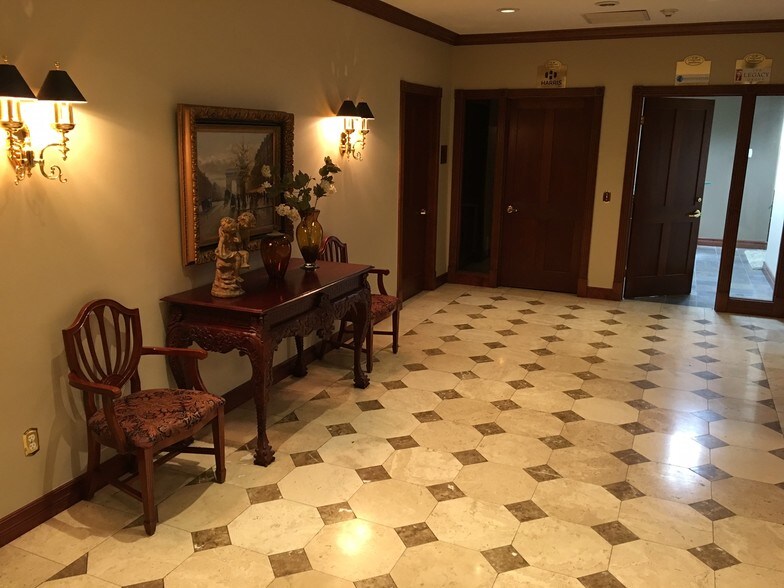 More Photos Of 3520 N University Ave, Provo Office For Sale