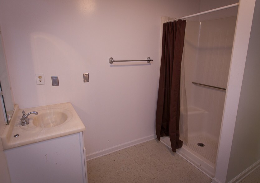 More Photos Of 3781 Lawrenceville Hwy, Tucker General Retail For Sale