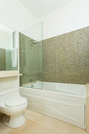More Photos Of 8 Brooks Ave, Venice Apartments For Lease