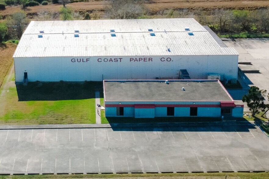 Primary Photo Of 3705 Houston Hwy, Victoria Warehouse For Sale