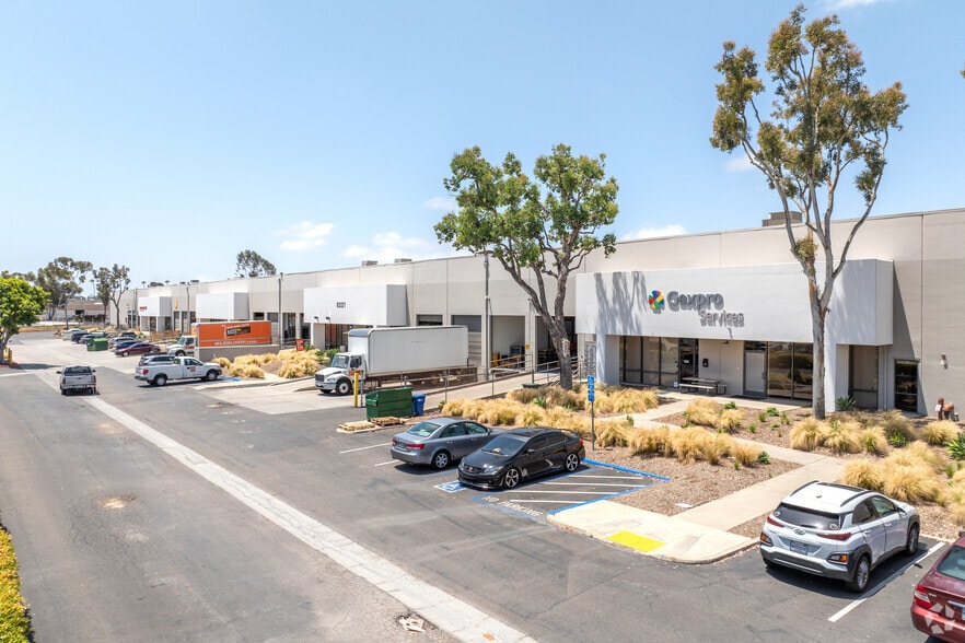 More Photos Of 8221 Arjons Dr, San Diego Warehouse For Lease