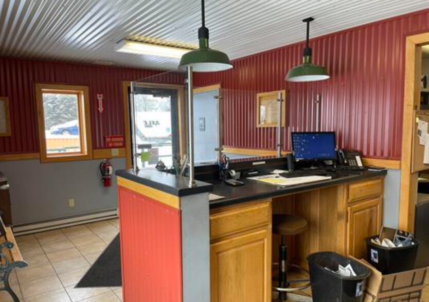 More Photos Of 100 Axle Dr, Caspian Service For Sale