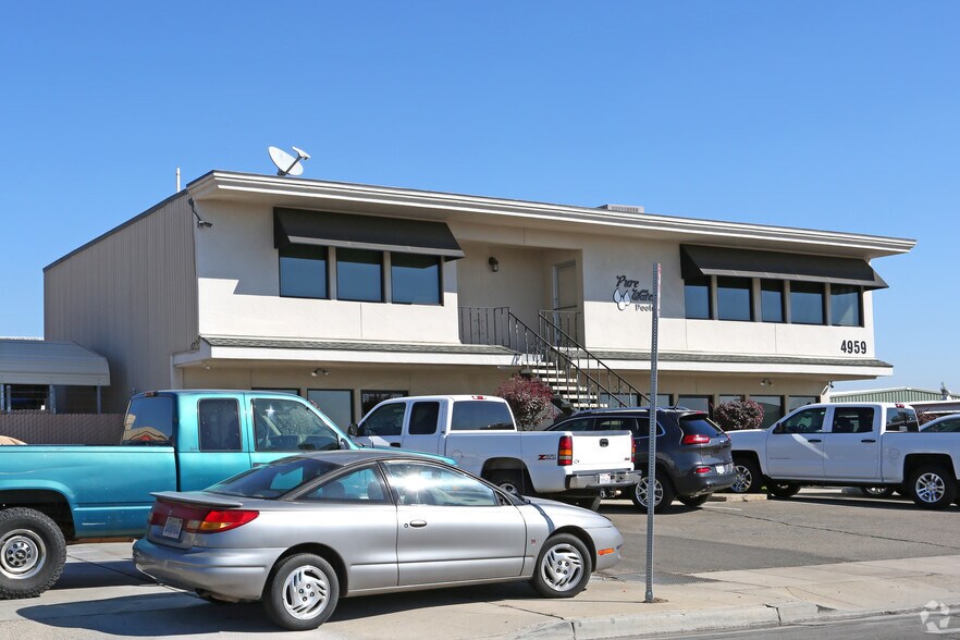 More Photos Of 4959 E Dakota Ave, Fresno Office For Lease