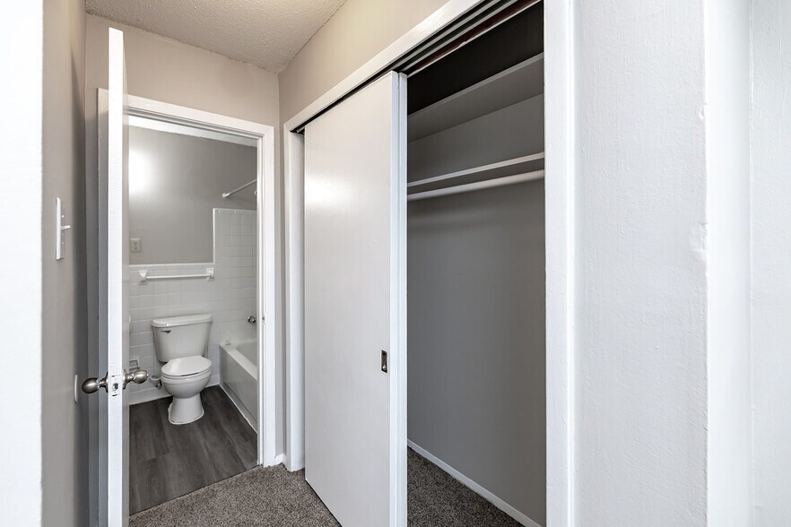 More Photos Of 625 Brister St, Memphis Apartments For Sale