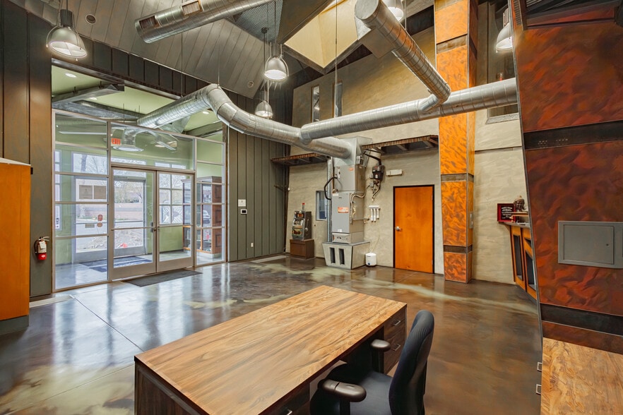 More Photos Of 265 Elliott Rd, Henderson Warehouse For Sale