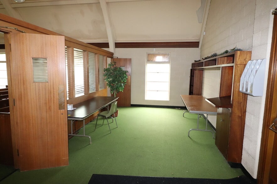 More Photos Of 19901 Burt Rd, Detroit Religious Facility For Sale
