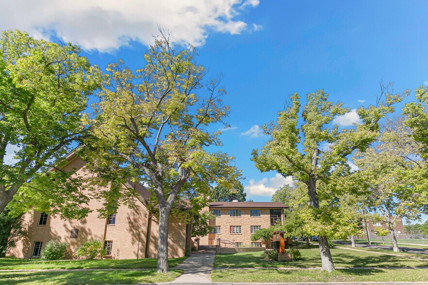 More Photos Of 3955-3995 N Irving St, Denver Religious Facility For Lease