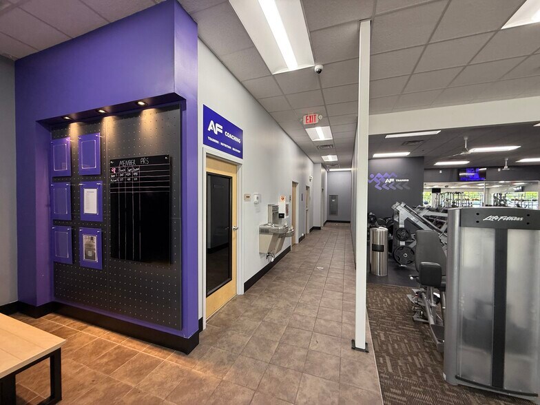More Photos Of 4251 Ramsey St, Fayetteville General Retail For Lease