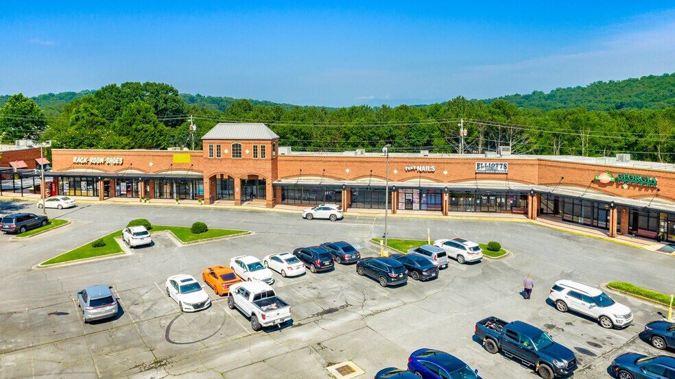 More Photos Of 1001 Market St, Dalton Unknown For Lease