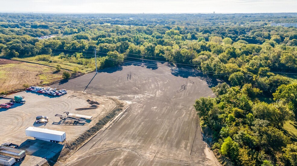 More Photos Of 8010 Rendon Bloodworth Rd, Mansfield Land For Lease