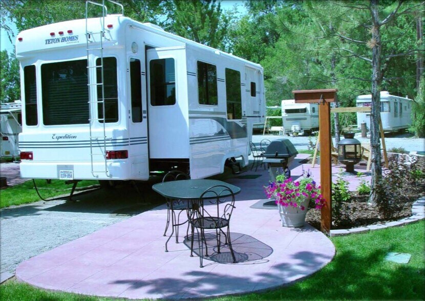 More Photos Of 7601 Soledad Canyon Rd, Acton Trailer Camper Park For Sale