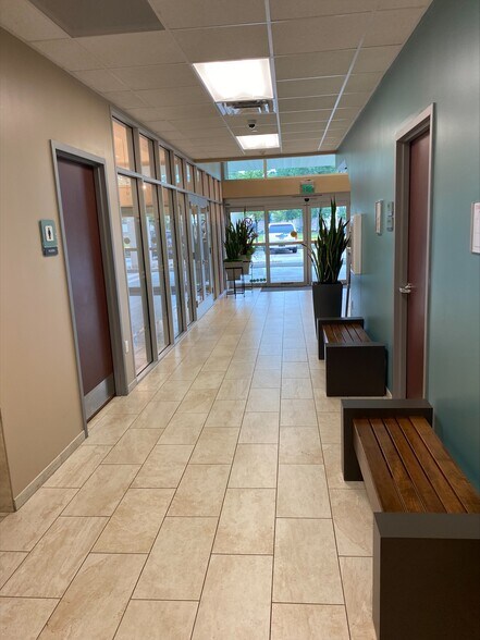 More Photos Of 17903 W Lake Houston Pky, Humble Medical For Lease