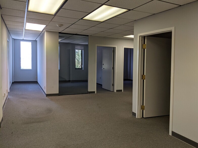 More Photos Of 9385 N 56th St, Temple Terrace General Retail For Lease