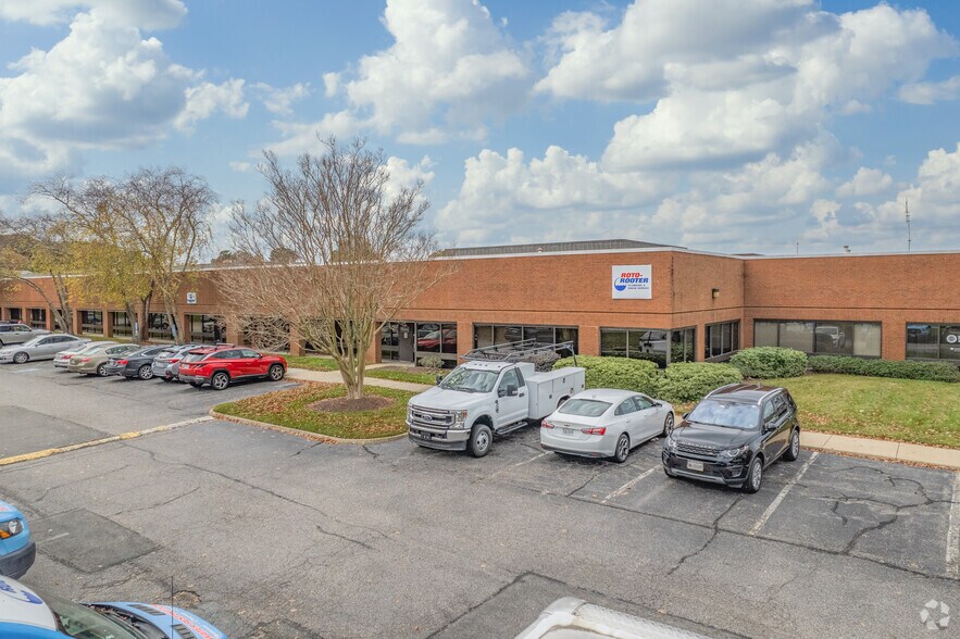 More Photos Of 509 Viking Dr, Virginia Beach Light Distribution For Lease