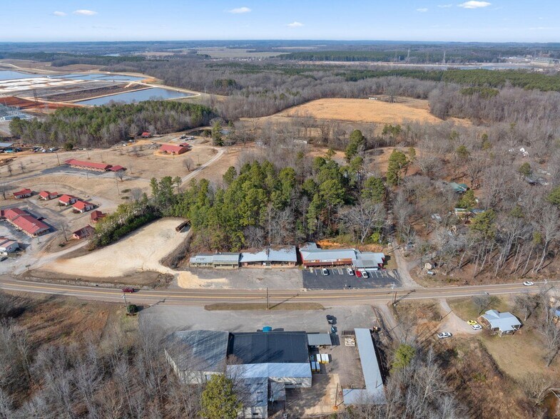 More Photos Of 7379 Highway 57, Counce General Retail For Sale