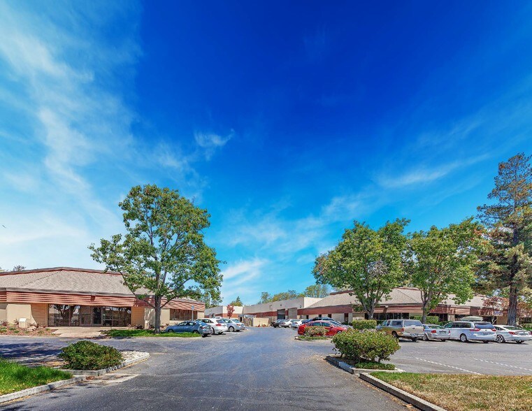 More Photos Of 1860-1884 Hartog Dr, San Jose Light Manufacturing For Lease