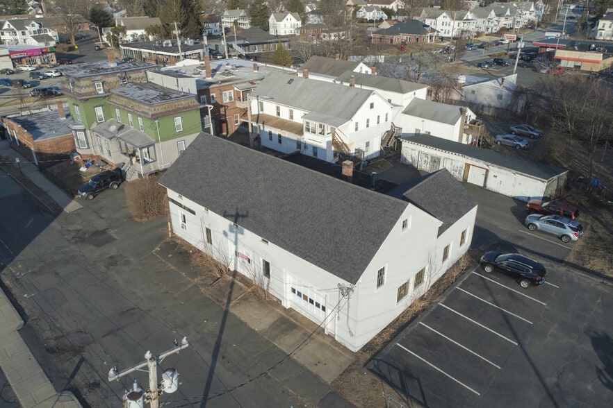 More Photos Of 6 Clinton Ave, Westfield Warehouse For Sale