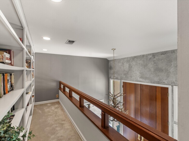 More Photos Of 1173 FM 130, Daingerfield Specialty For Sale