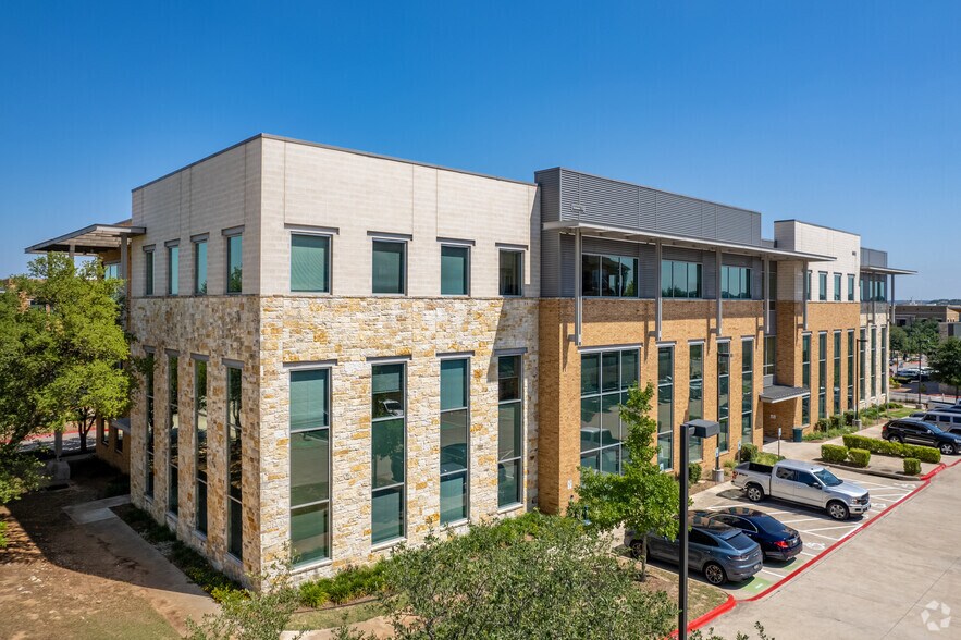 More Photos Of 13413 Galleria Cir, Bee Cave Office For Lease