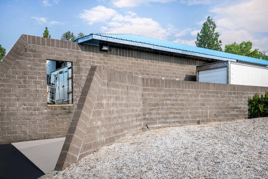 More Photos Of 810 Whispering Pines Ln, Grass Valley Refrigeration Cold Storage For Sale