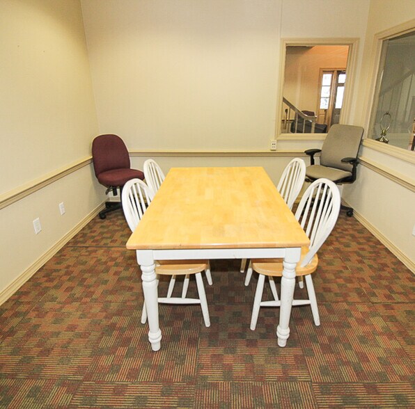 More Photos Of 330 N Cedar Bluff Rd, Knoxville Bank For Sale