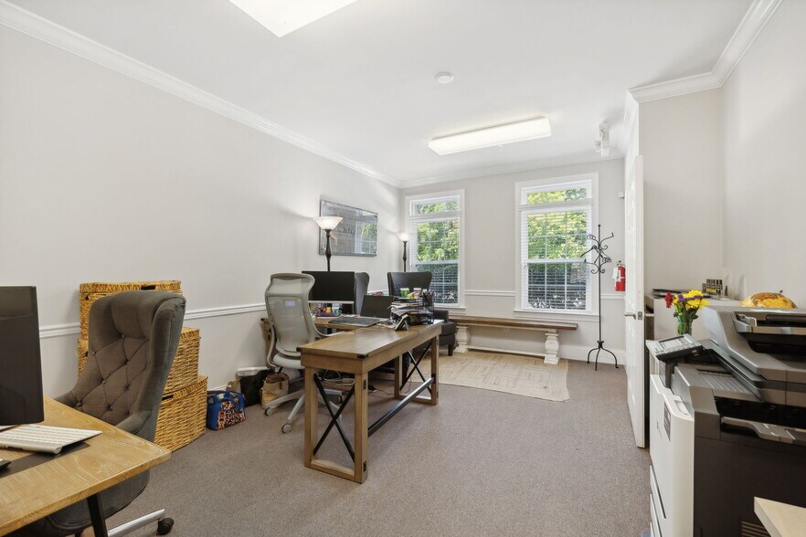 More Photos Of 321 Billingsly Ct, Franklin Office For Lease