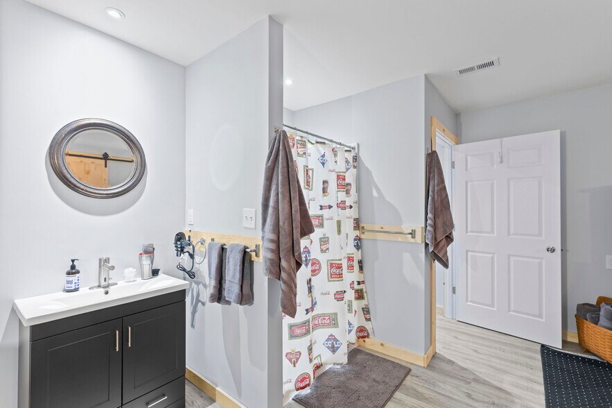 More Photos Of 116 N 3rd St, Burlington Apartments For Sale