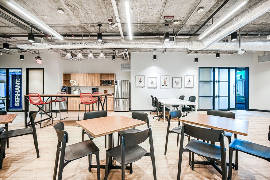 More Photos Of 25 SW 9th St, Miami Coworking Space