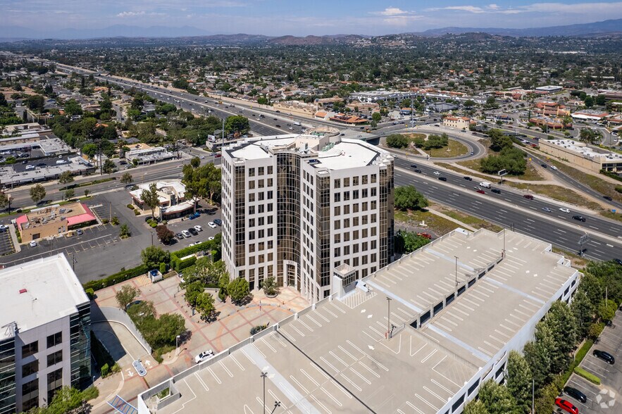 More Photos Of 1551 N Tustin Ave, Santa Ana Office For Lease