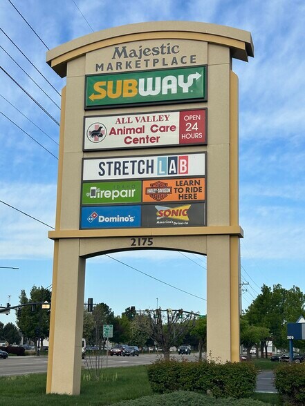 More Photos Of 2175 E Cinema Dr, Meridian Storefront For Lease