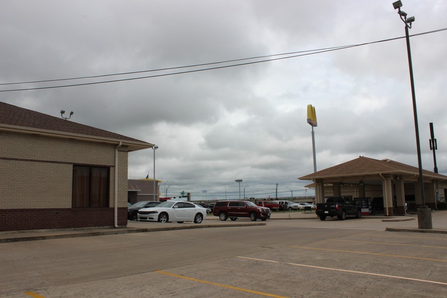 More Photos Of 4400 E Stan Schlueter Loop, Killeen Unknown For Lease