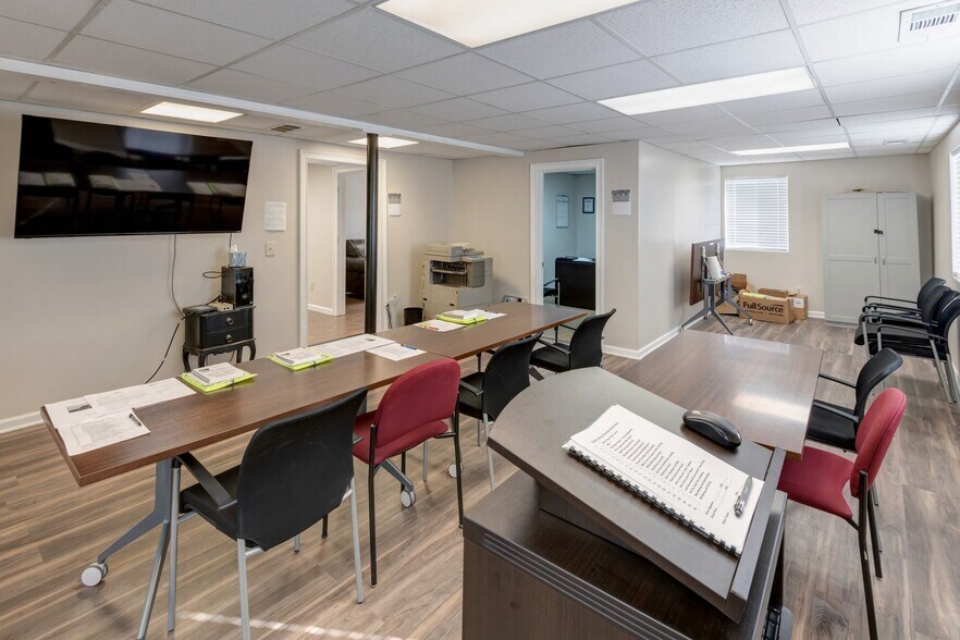 More Photos Of 57 Daniel Rd, Villa Rica Truck Terminal For Lease