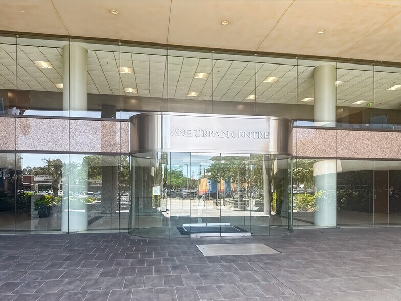More Photos Of 4830 W Kennedy Blvd, Tampa Coworking Space