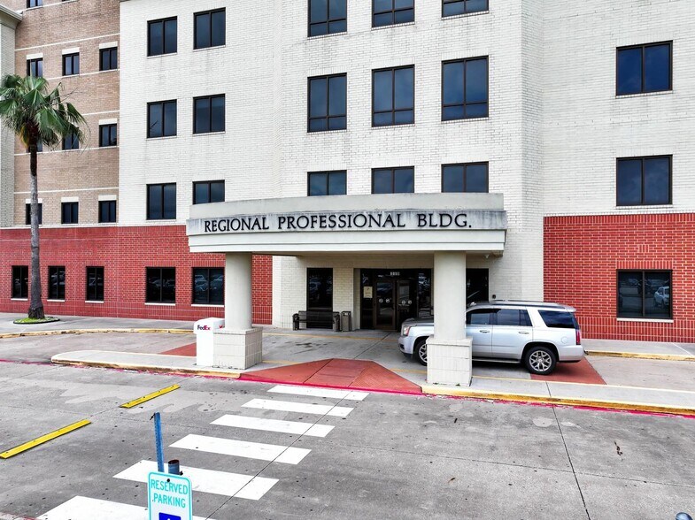 More Photos Of 2501 Jimmy Johnson Blvd, Port Arthur Medical For Sale