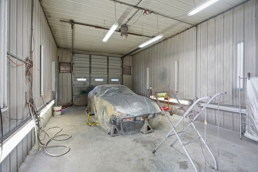 More Photos Of 1728 Old Central Rd, Central Industrial For Sale