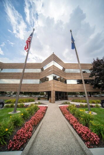 More Photos Of 1960 Technology Dr, Troy Office For Lease