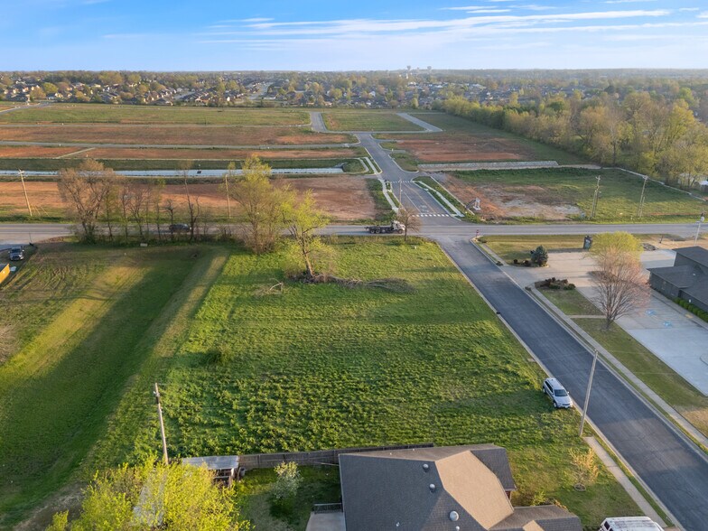 More Photos Of 1101 W Centerton Blvd, Centerton Land For Lease