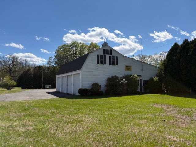 More Photos Of 91 Squawfield Rd, Westfield Service For Sale