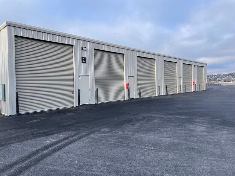 More Photos Of 10525 Ridgeline Dr, Kennewick Self Storage For Lease