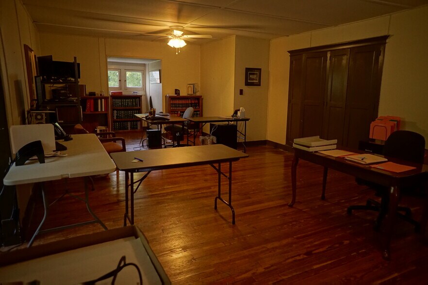 More Photos Of 505 E Main St, Hendersonville Land For Sale