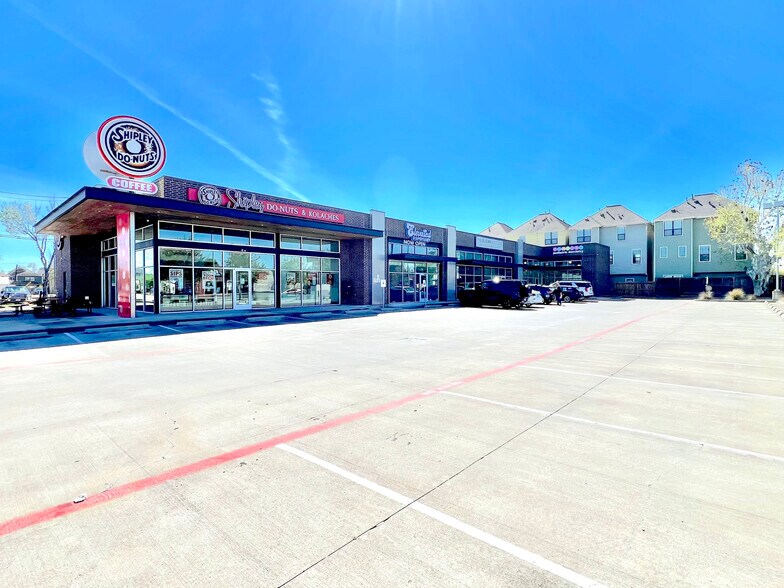 More Photos Of 2723 Yale St, Houston Storefront Retail Office For Lease