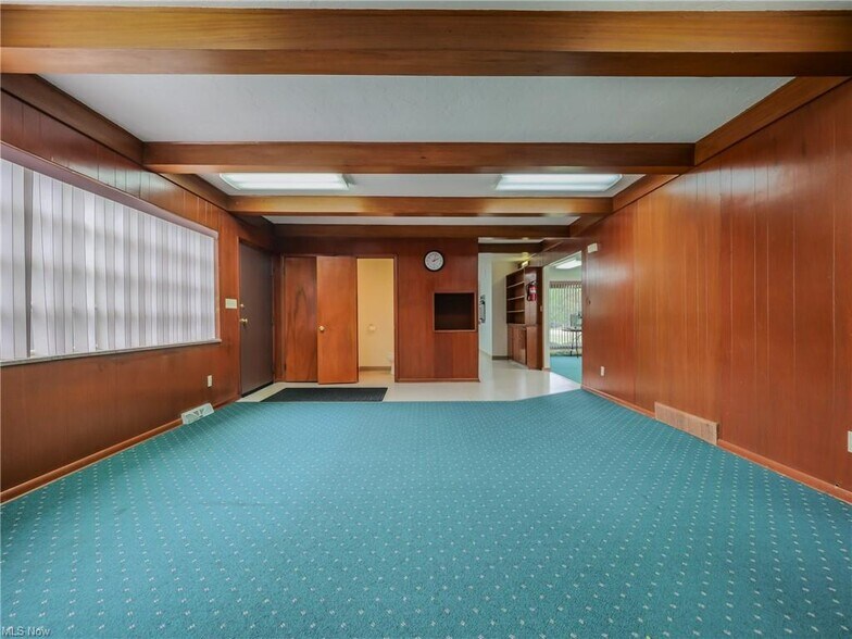 More Photos Of 31255 Lorain Rd, Cleveland Office Residential For Sale