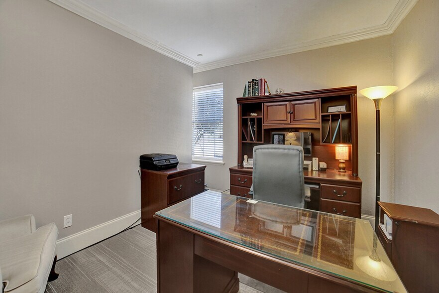 More Photos Of 113 Glenn Ave, Trussville Office Residential For Sale